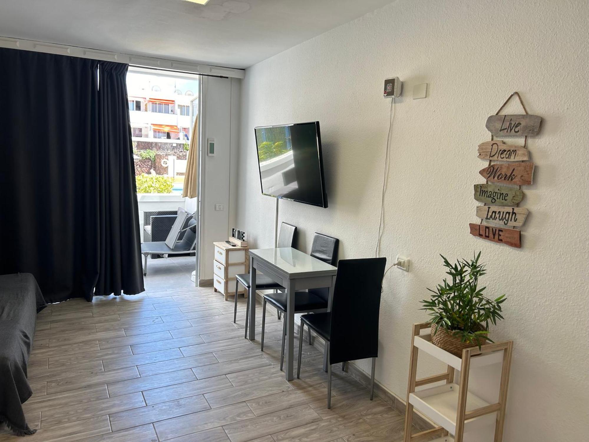 Sunny Apt With Terrace Coastal Area South Arona Arona  Luaran gambar